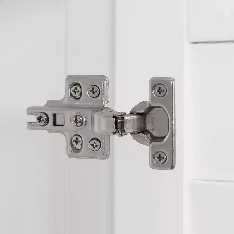 Meuble de rangement et d'organisation Brookfield à deux portes avec étagères réglables pour salle de bain et buanderie - Blanc