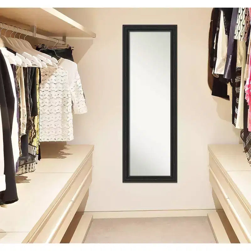 Miroir de porte étroit 18" x 52" noir naufrage sans biseau, pleine longueur
