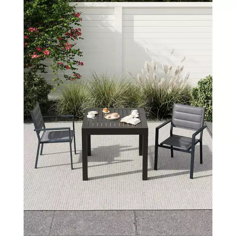 Chaises de salle à manger en aluminium pour patio (2 chaises) avec accoudoirs et siège plus large, chaises empilables toutes saisons pour balcon, jardin, arrière-cour